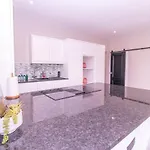 Eden House And Pet Farm *