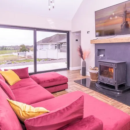 Holiday home Eden House And Pet Farm