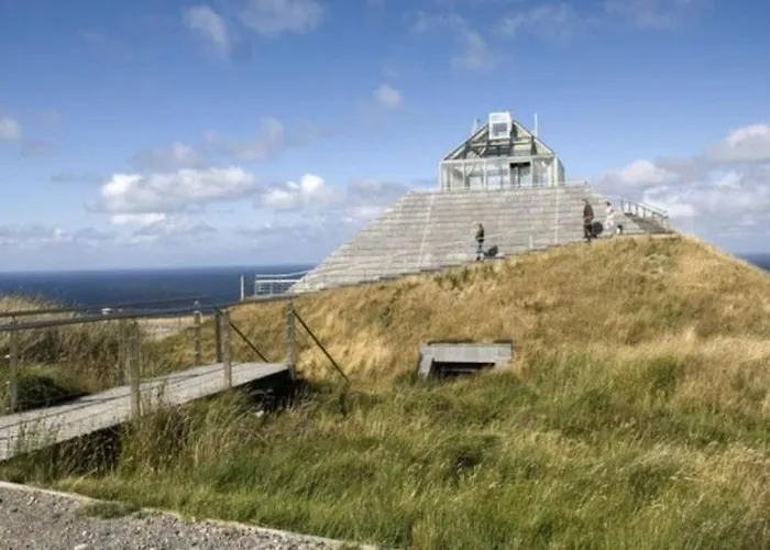 Eden House And Pet Farm