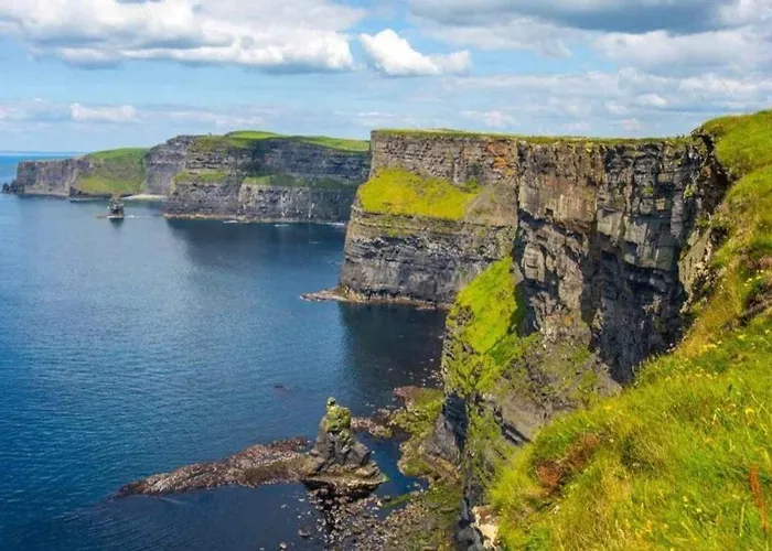 Eden House And Pet Farm